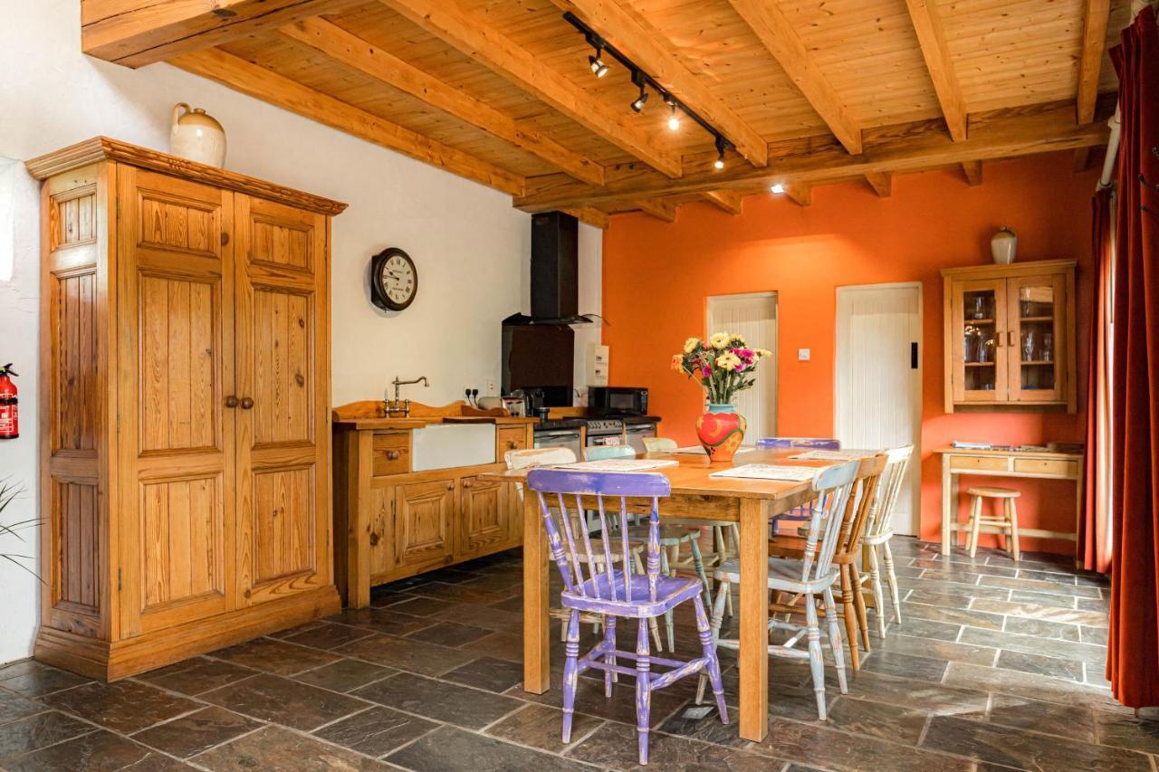 Ferry House Holidays New Ross Εξωτερικό φωτογραφία