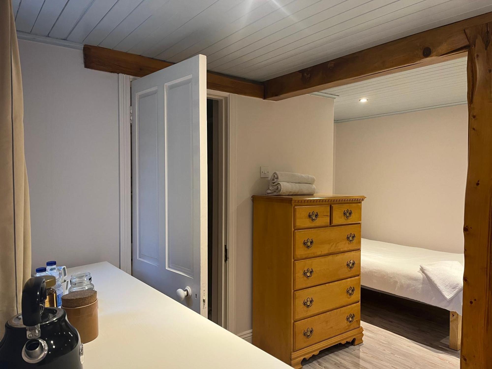 Ferry House Holidays New Ross Εξωτερικό φωτογραφία
