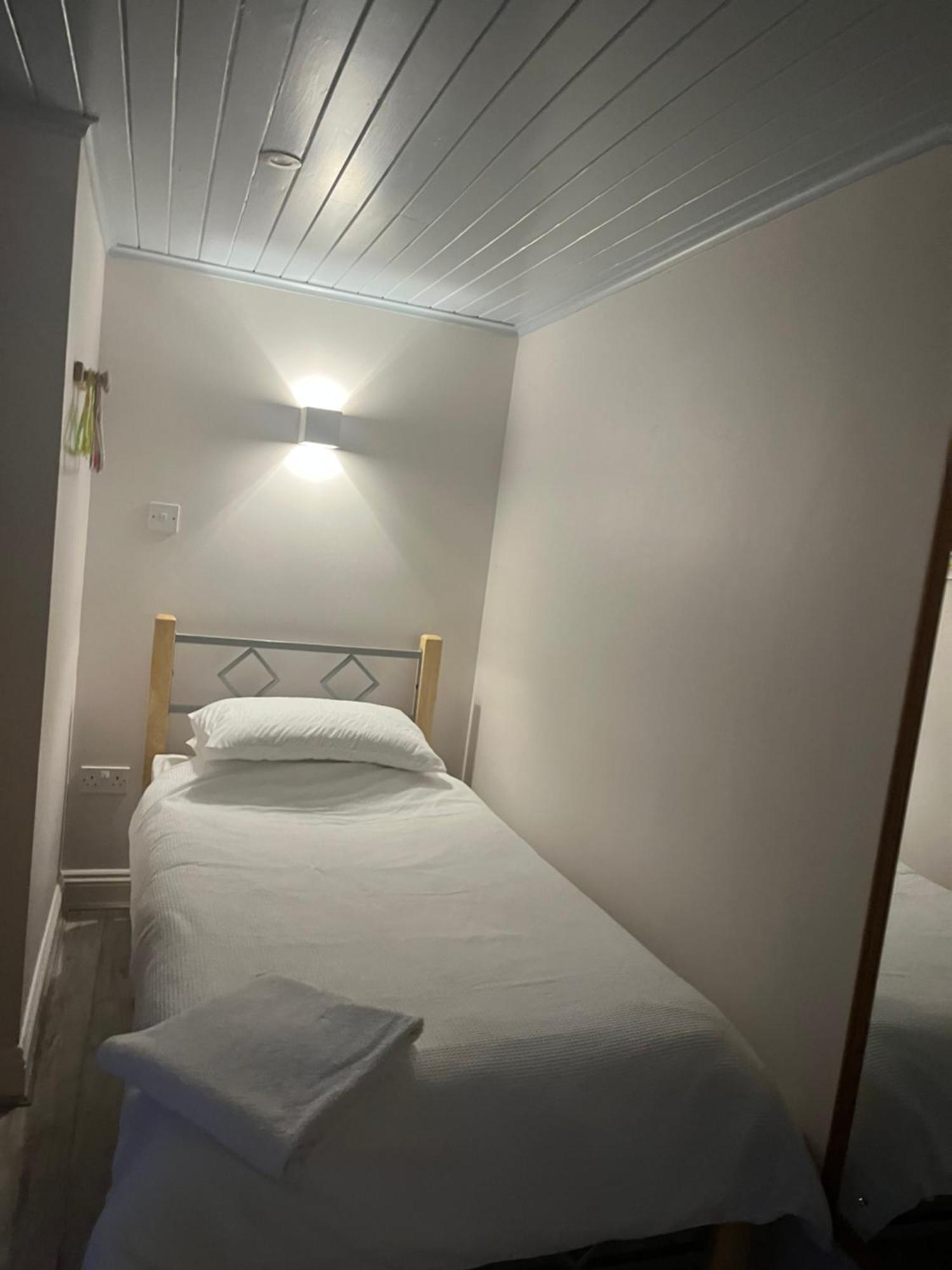 Ferry House Holidays New Ross Εξωτερικό φωτογραφία